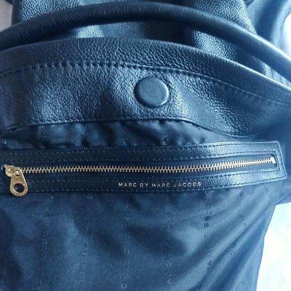 Marc by Marc Jacobs Blk Too Hot to Handle Hobo Bag - Picture 8 of 16